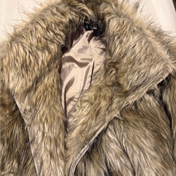 H&M Faux Fur Jacket - Picture 4 of 4